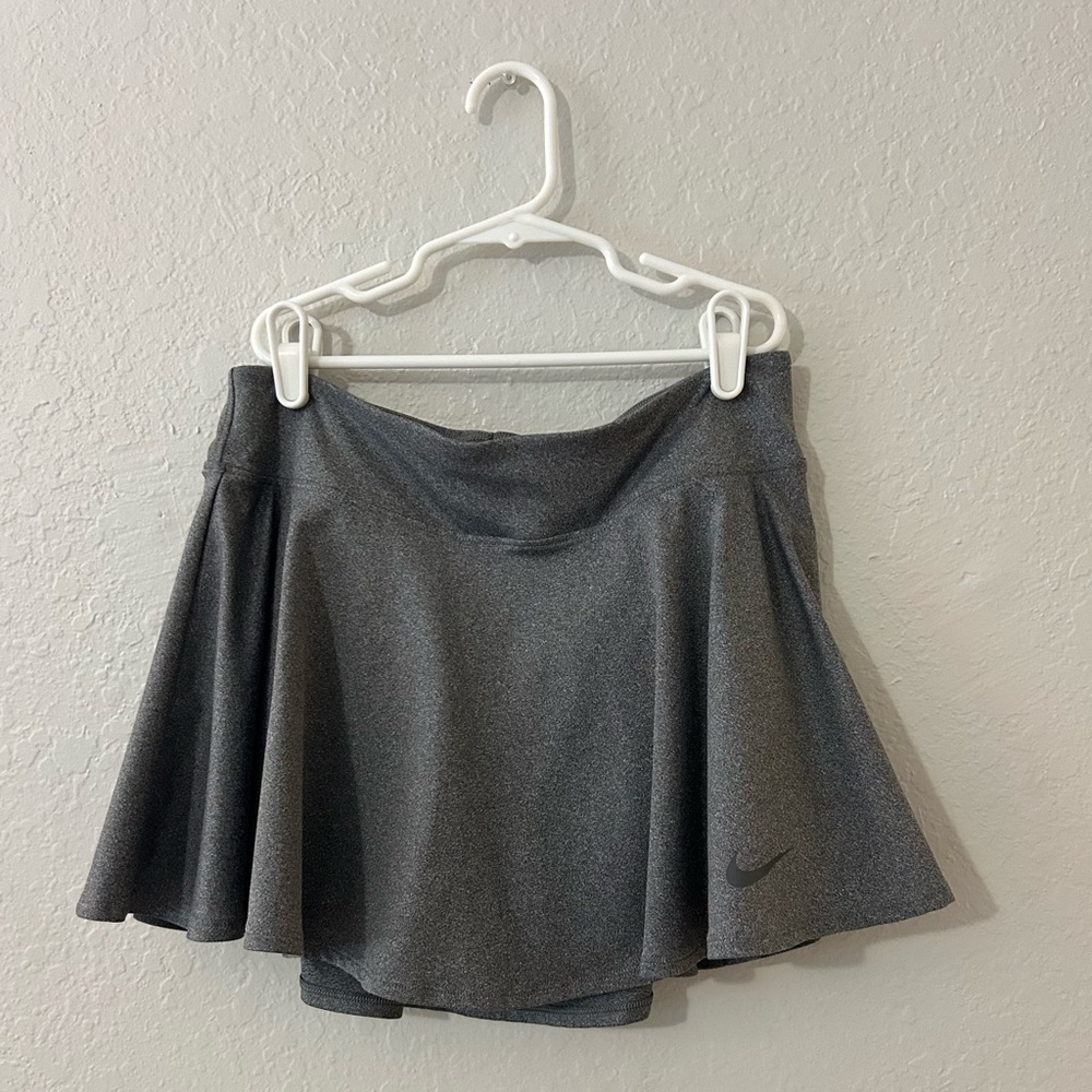 Nike Dri-FIT Light Gray Skort